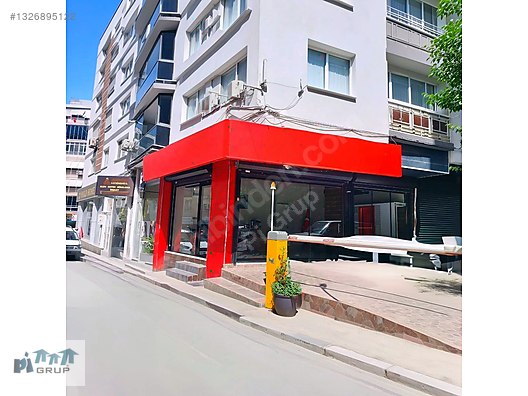 BORNOVADA ÇİFT CEPHELİ KÖŞE KONUMDA KİRALIK DÜKKAN